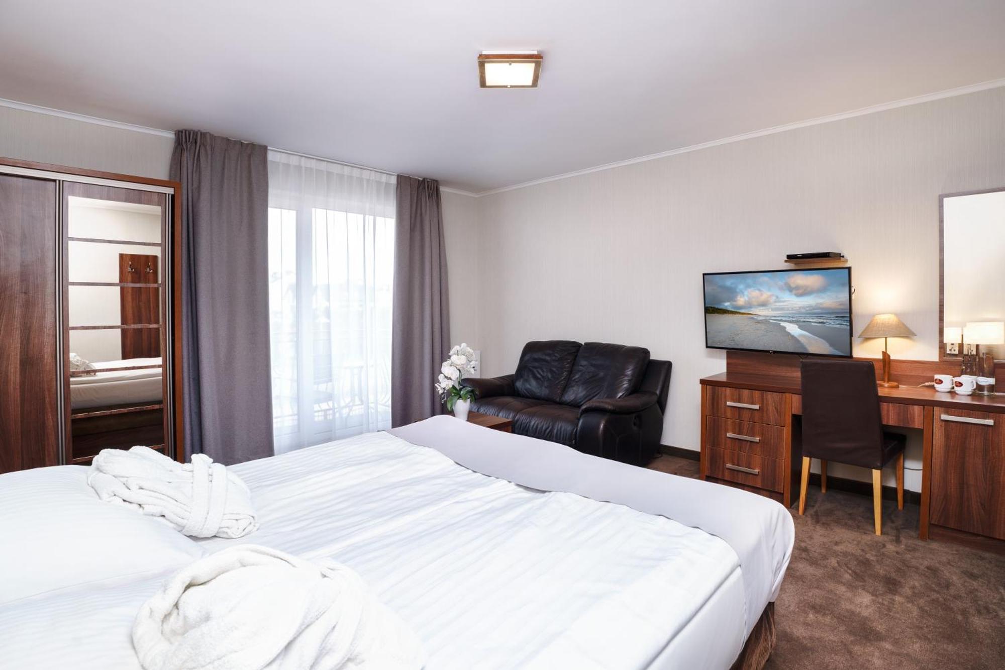 Hotel Spa Activia Ястшембя-Гура Екстер'єр фото
