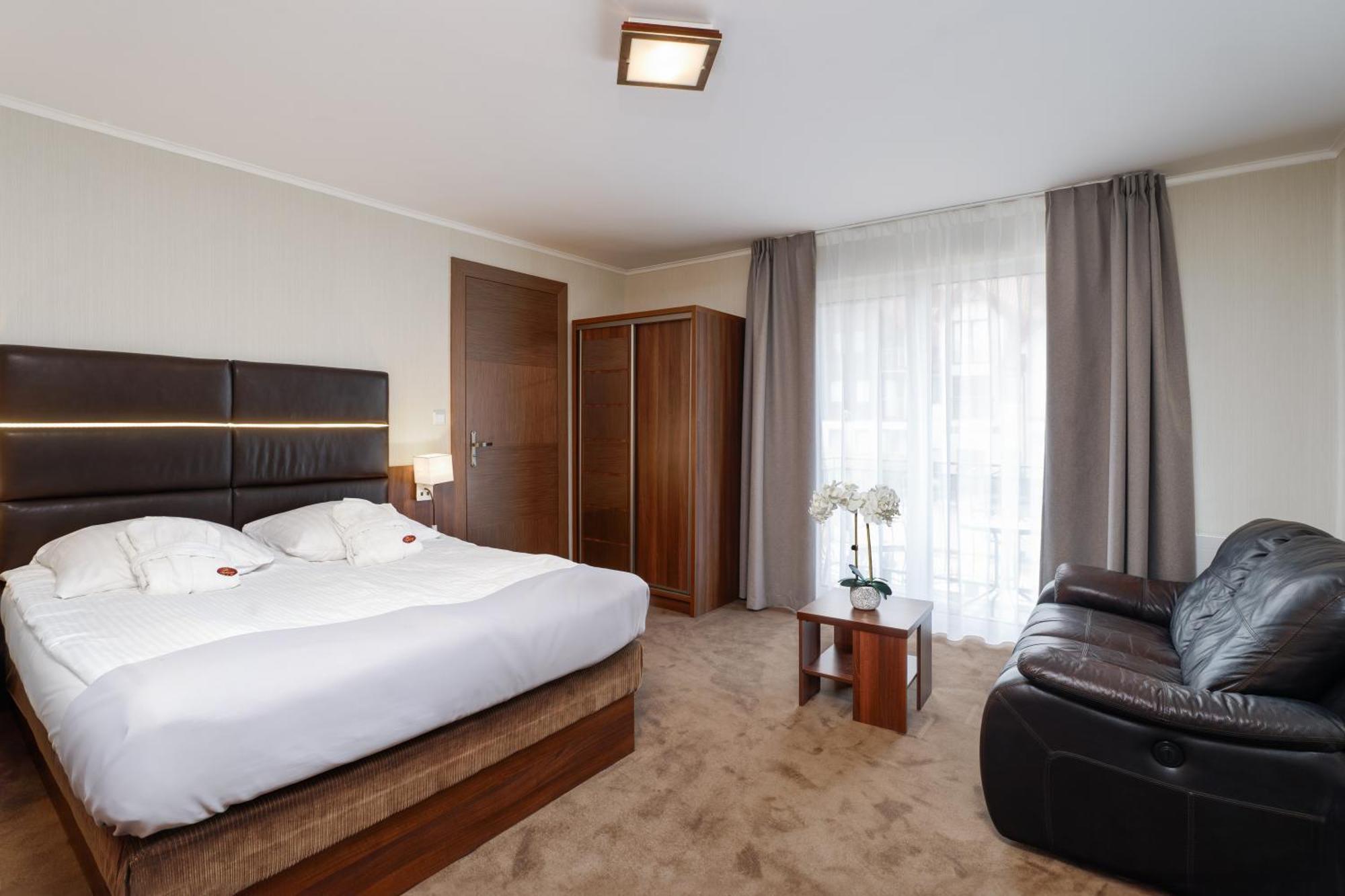 Hotel Spa Activia Ястшембя-Гура Екстер'єр фото